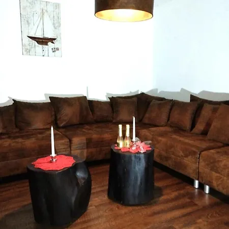 Huusamdarss Holiday home